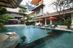 Отель Bali Summer Hotel  Kuta